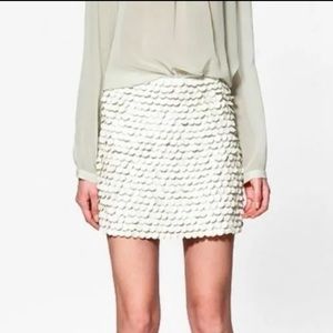 ZARA FAUX LEATHER DISC MINI SKIRT. Size L